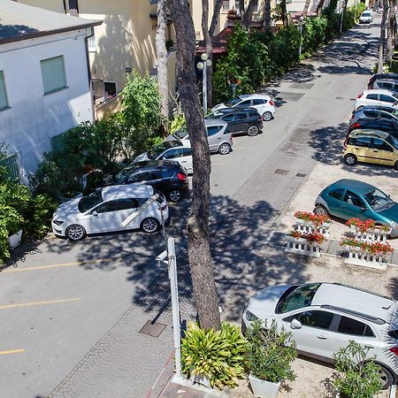 Residence Marina Lido di Jesolo Zewnętrze zdjęcie